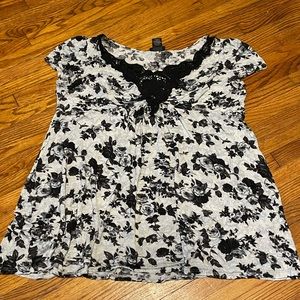 Xl Rue21 Floral Top
